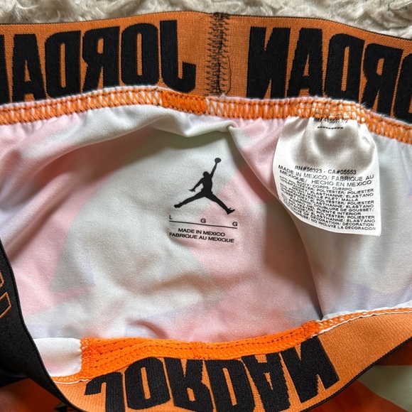 Jordan Geometric Compression Pants - Picture 2 of 3